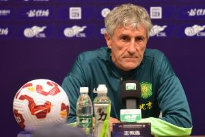 杏彩体育-记者：国安传控60分钟后就不灵了，一个劲地回传&amp;节奏慢、效率低