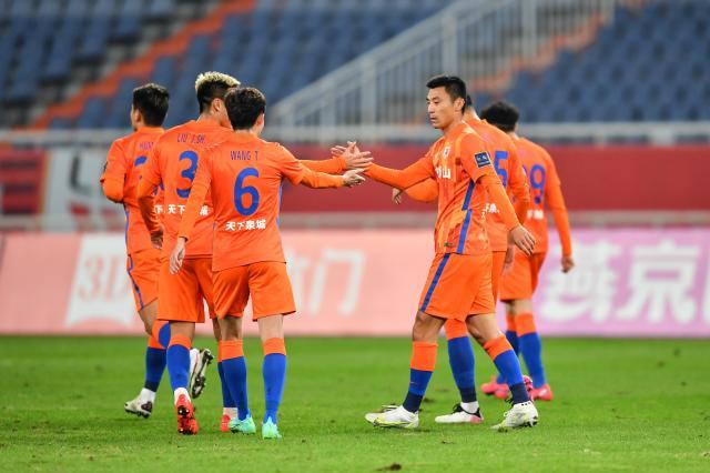 杏彩体育平台-【足协杯】德尔加多破门 山东总分3比0武汉晋级四强